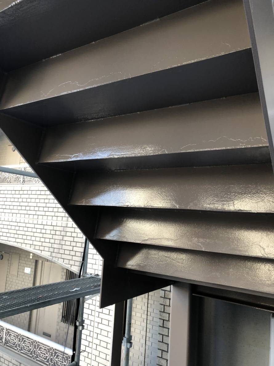 某マンション非常階段塗替え工事