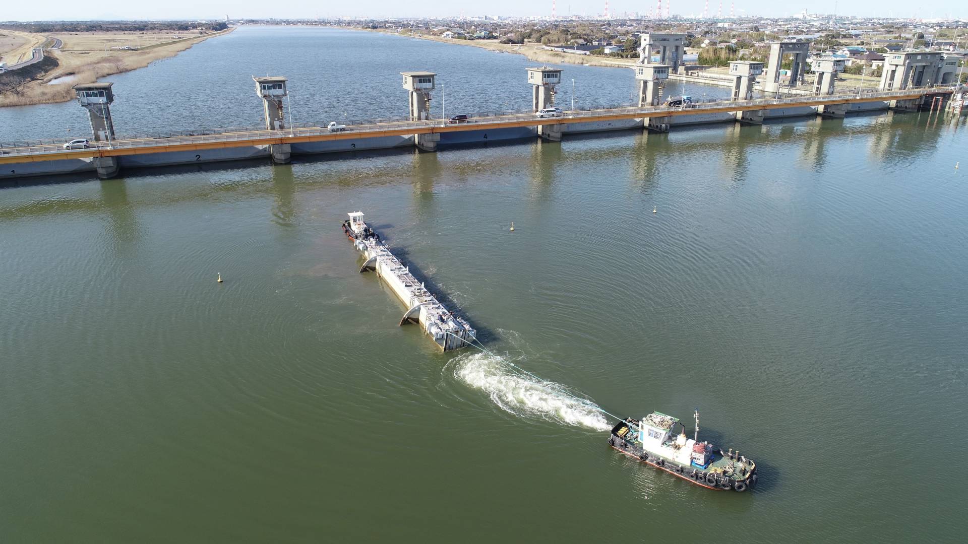 R１常陸川水門塗装工事／国土交通省 関東地方整備局 霞ヶ浦河川事務所／難工事功労表彰