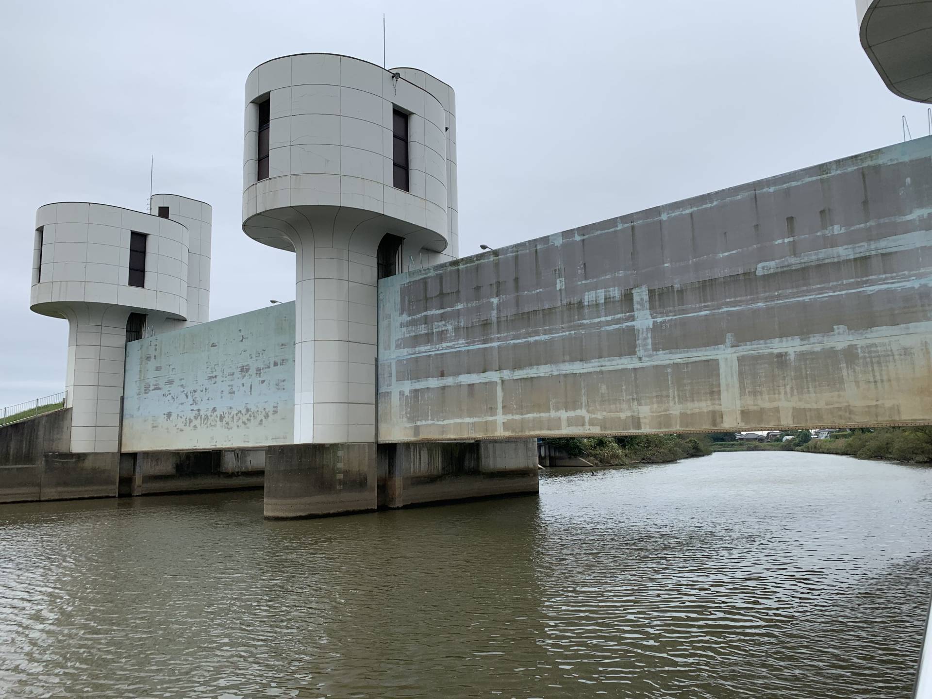 R2伊丹水門塗装工事／国土交通省 関東地方整備局 下館河川事務所／難工事功労表彰・安全管理優良工事表彰