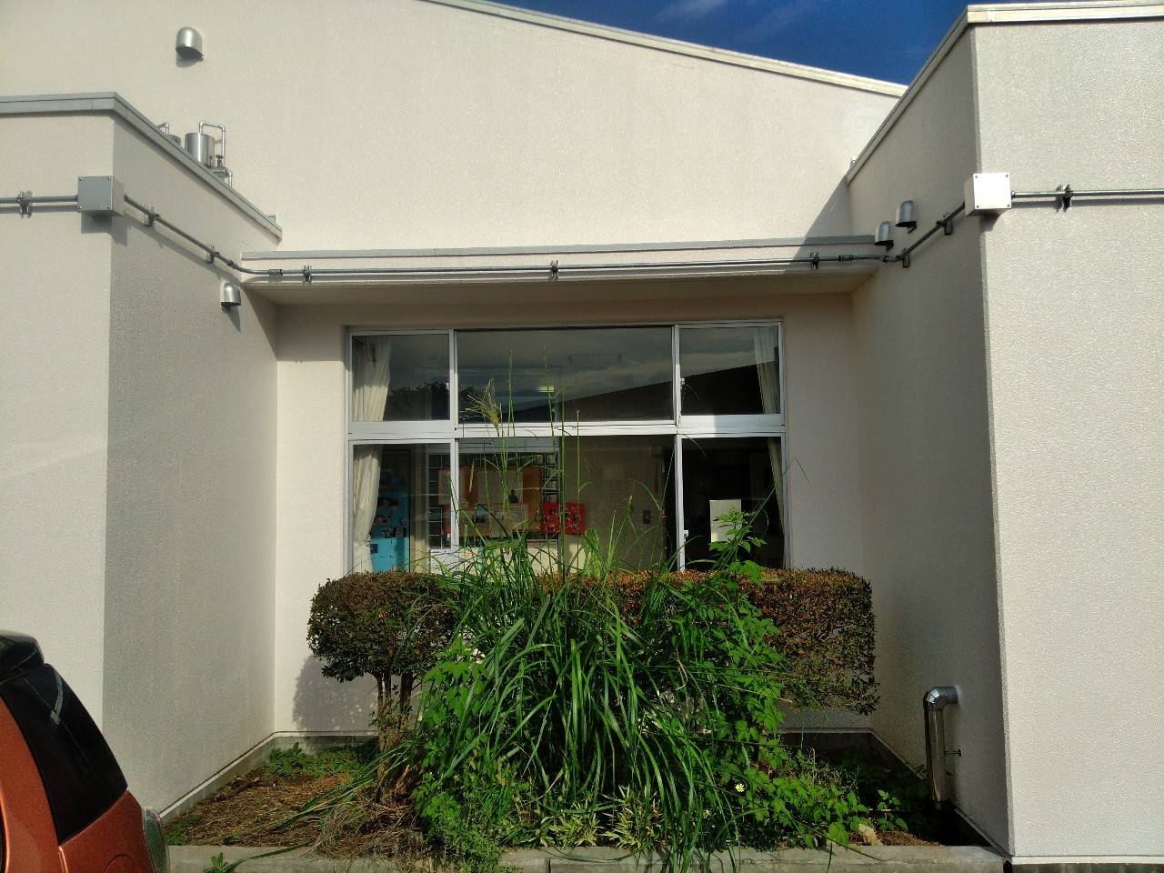 県立水戸聾学校早期教育棟外壁塗装改修工事／茨城県立水戸聾学校長