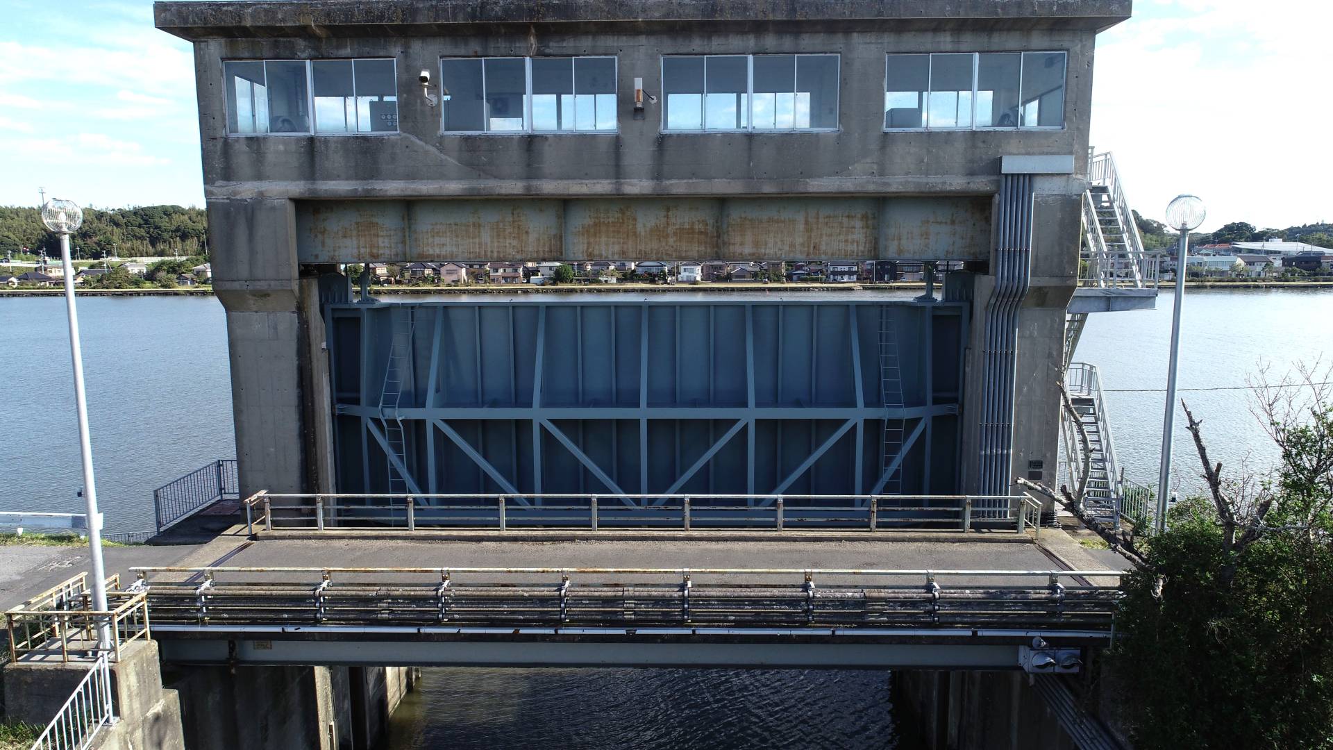 R３常陸川水門外塗装工事／国土交通省 関東地方整備局 霞ヶ浦河川事務所／難工事功労表彰【常陸川水門6号ゲート】【新横利根閘門】