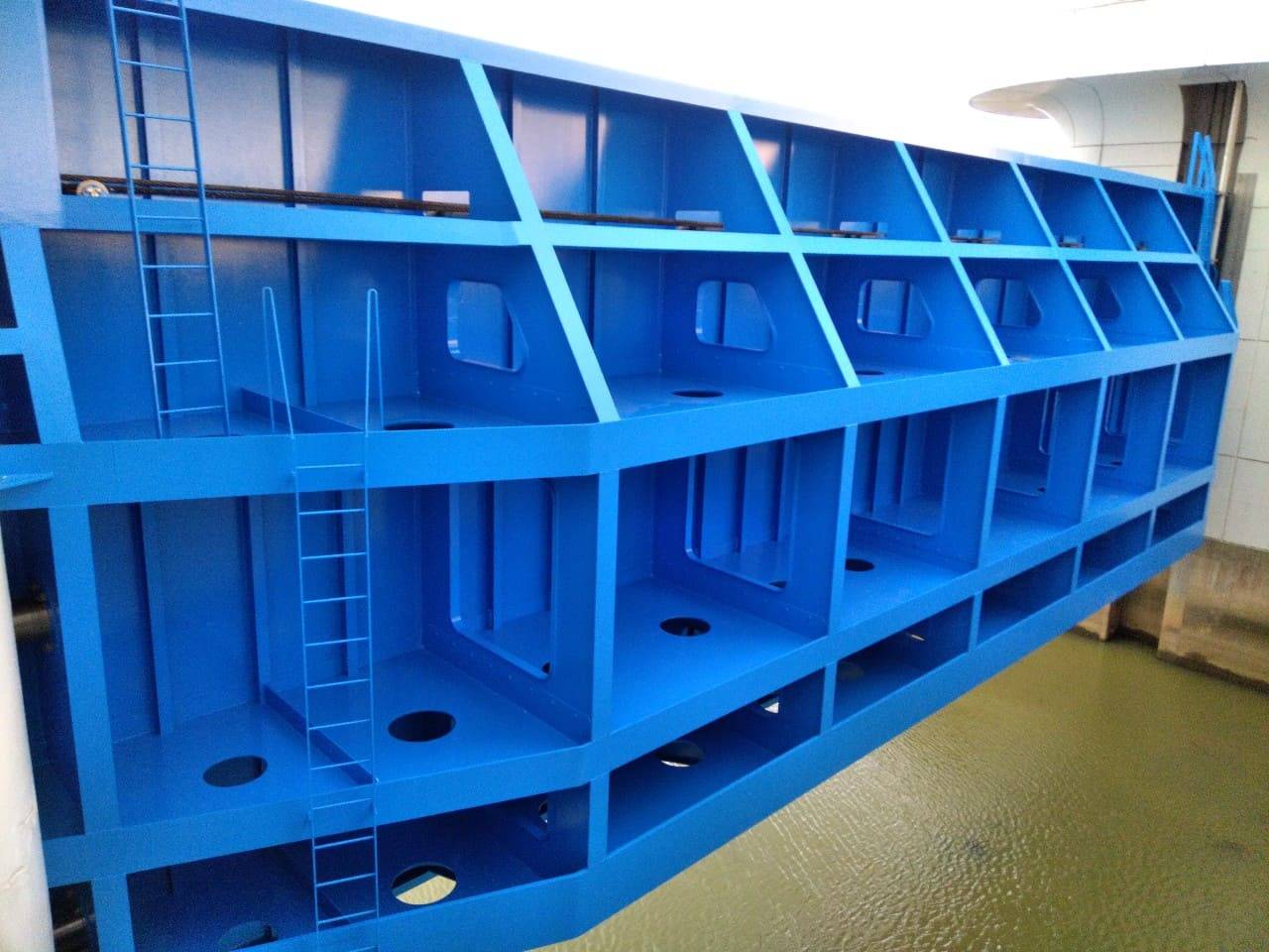 R2伊丹水門塗装工事／国土交通省 関東地方整備局 下館河川事務所／難工事功労表彰・安全管理優良工事表彰