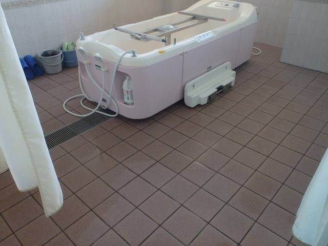 特別養護老人ホーム浴室及び設備機器改修工事／社会福祉法人うぇるさんて