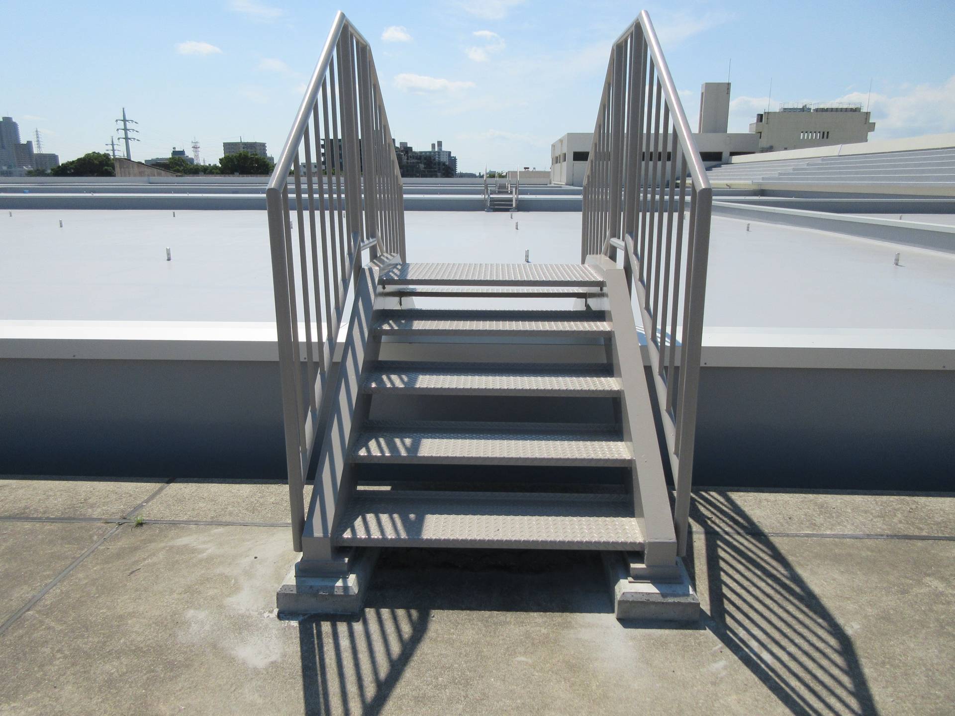 水処理４系上屋防水工事／茨城県流域下水道事務所