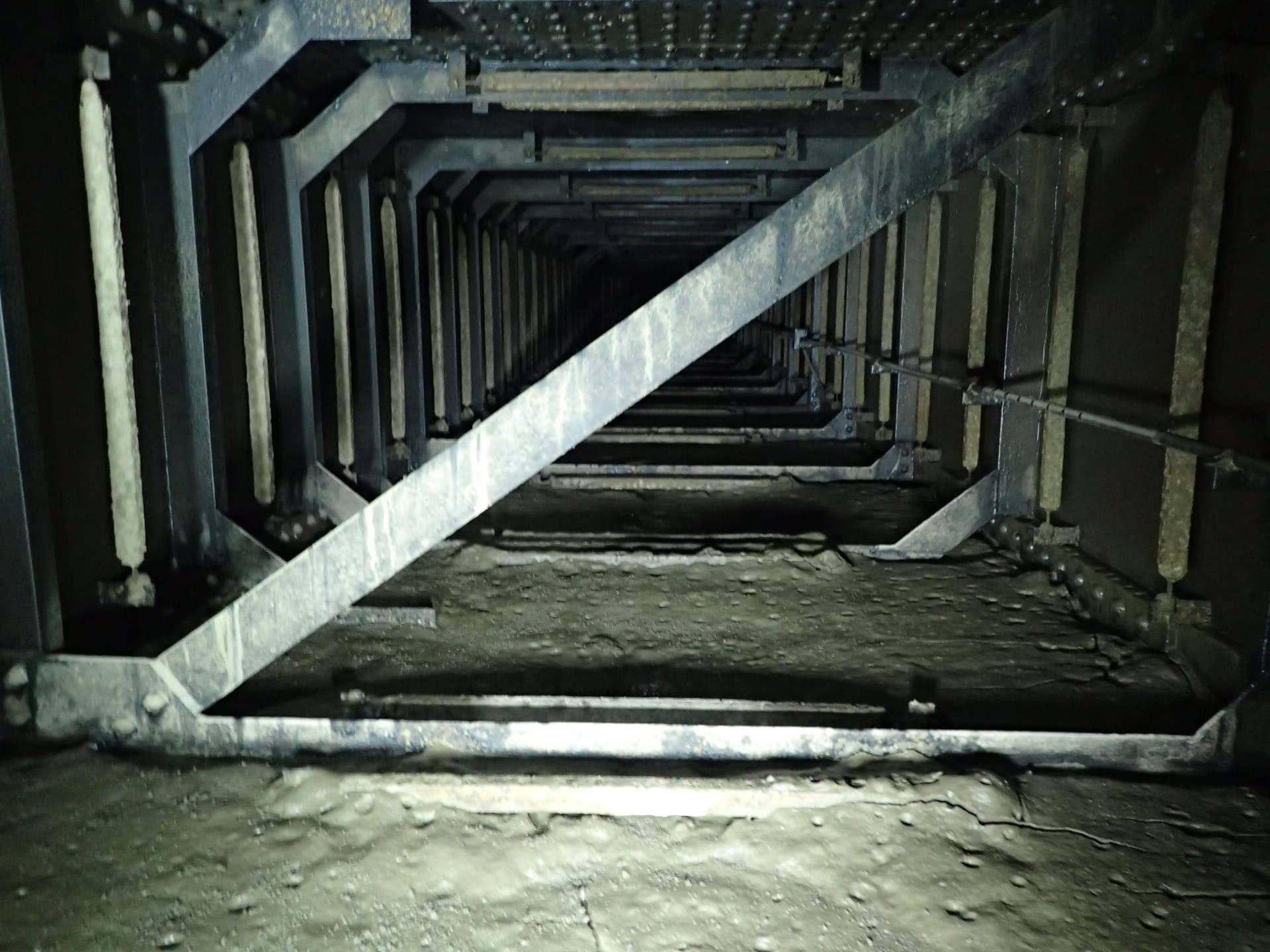 R１常陸川水門塗装工事／国土交通省 関東地方整備局 霞ヶ浦河川事務所／難工事功労表彰