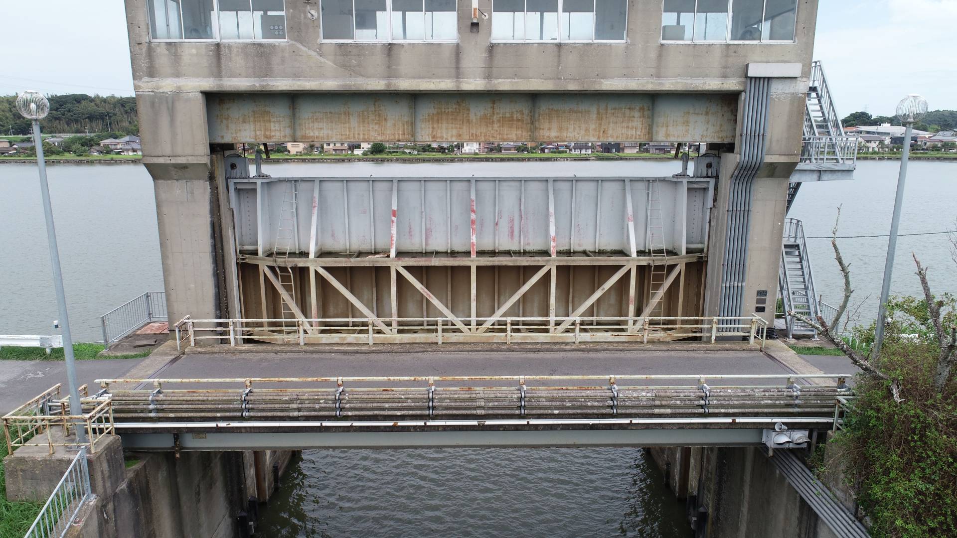 R３常陸川水門外塗装工事／国土交通省 関東地方整備局 霞ヶ浦河川事務所／難工事功労表彰【常陸川水門6号ゲート】【新横利根閘門】