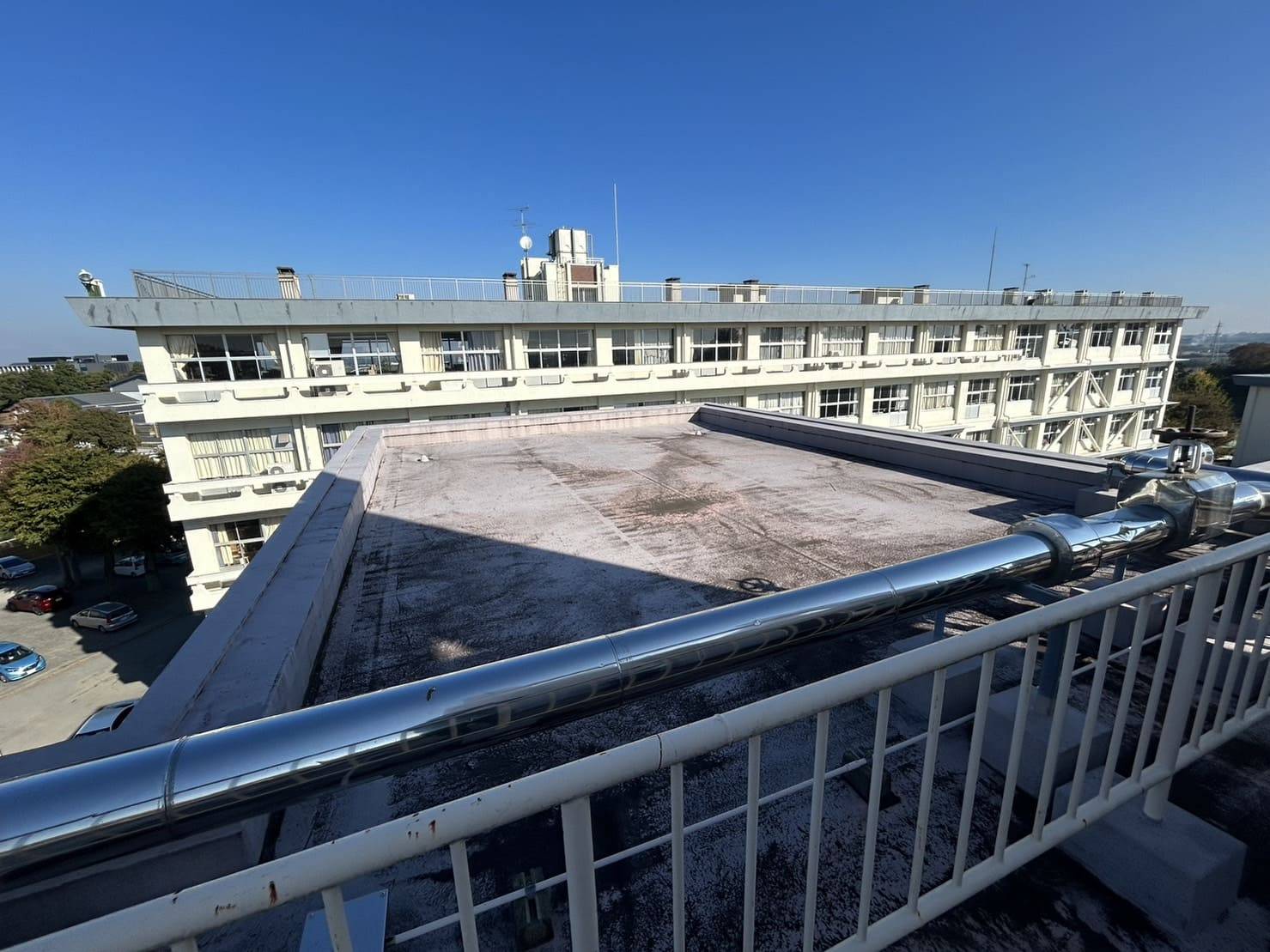 水戸第三高校普通教室棟屋上防水他改修工事／茨城県