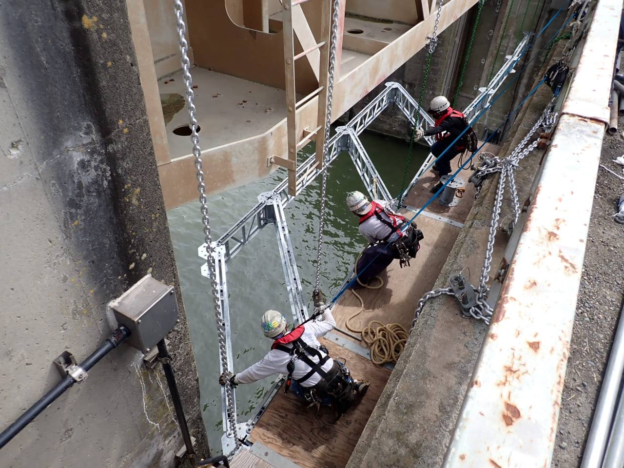 R３常陸川水門外塗装工事／国土交通省 関東地方整備局 霞ヶ浦河川事務所／難工事功労表彰【常陸川水門6号ゲート】【新横利根閘門】