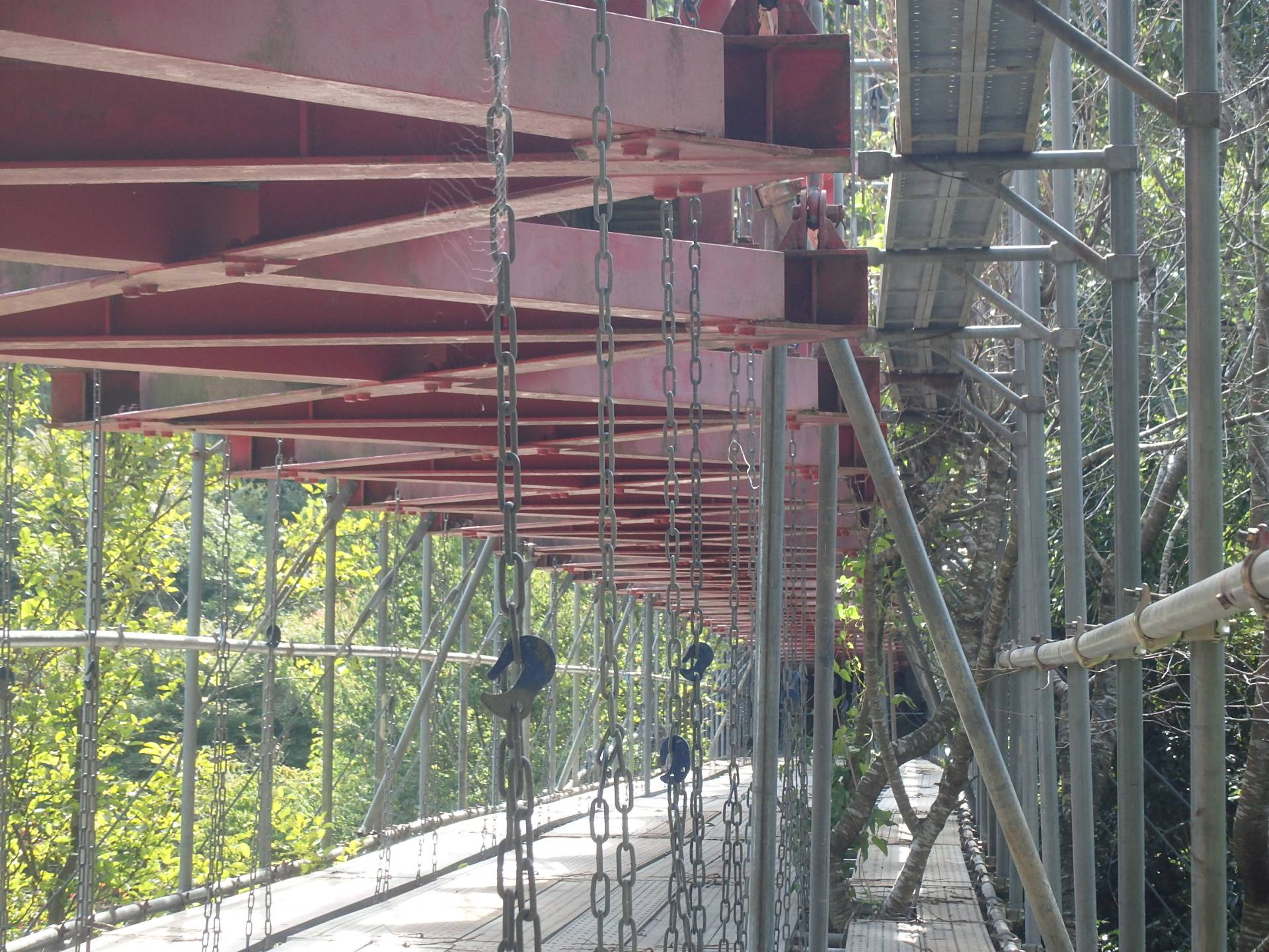 H28涸沼自然公園吊り橋塗装塗替工事／茨城町