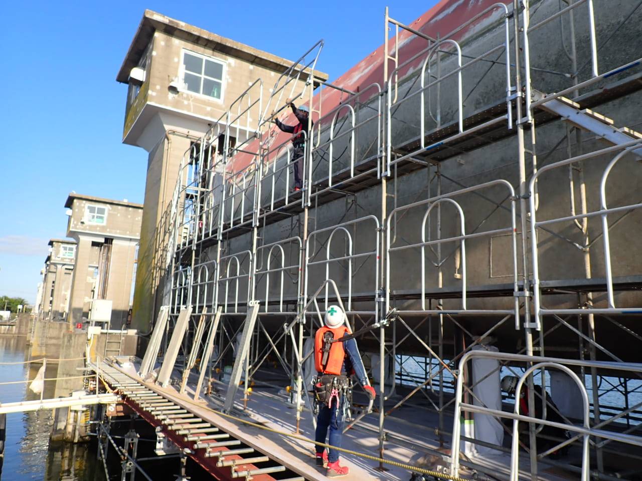 R２常陸川水門外塗装工事／国土交通省 関東地方整備局 霞ヶ浦河川事務所／優良工事表彰【常陸川水門5号ゲート】【新横利根閘門】