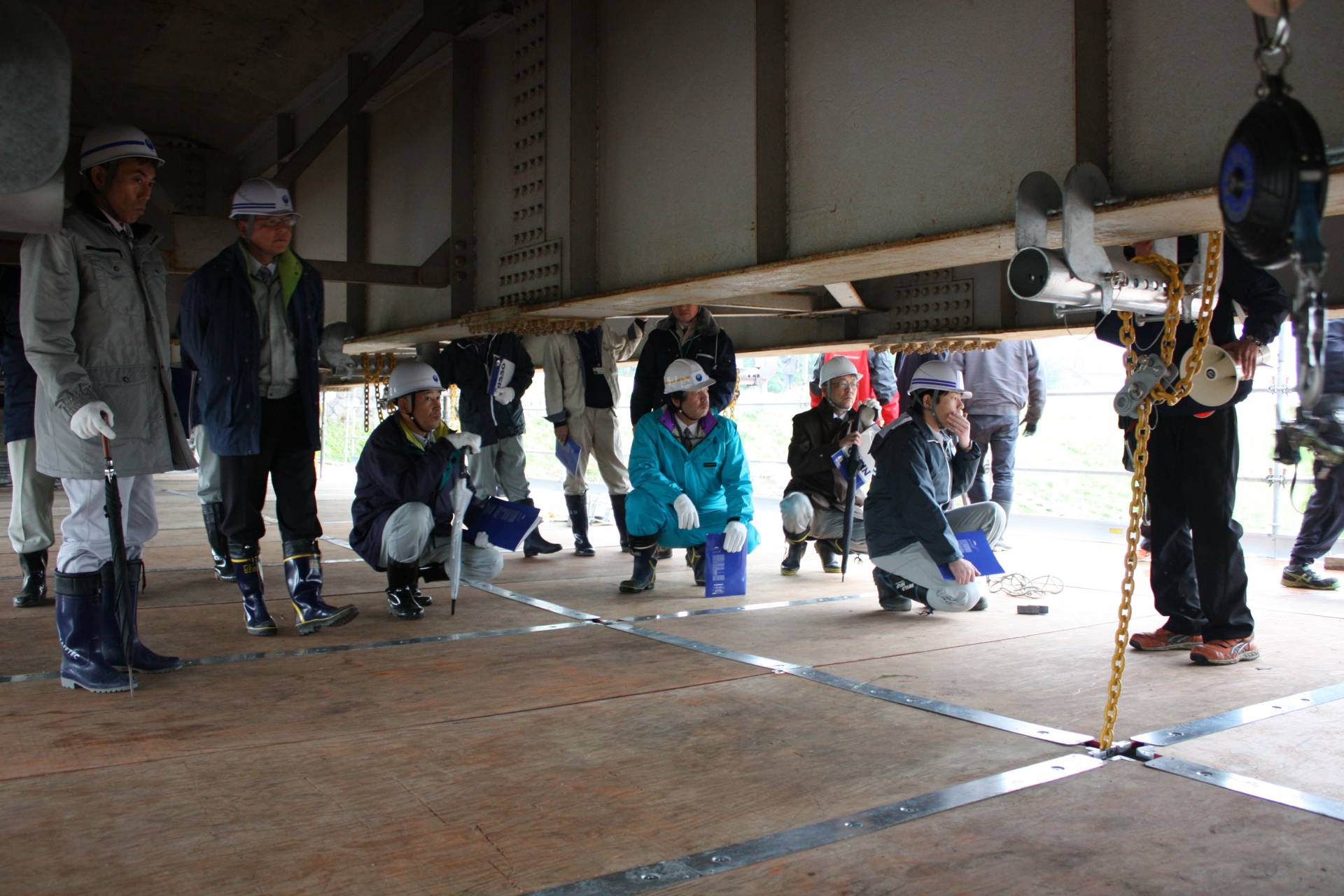 千歳橋再塗装工事（その４）／茨城県水戸土木事務所